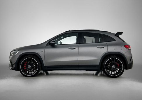 Mercedes-Benz GLA 35 AMG, 2020