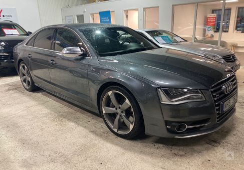 Audi A8, 2013