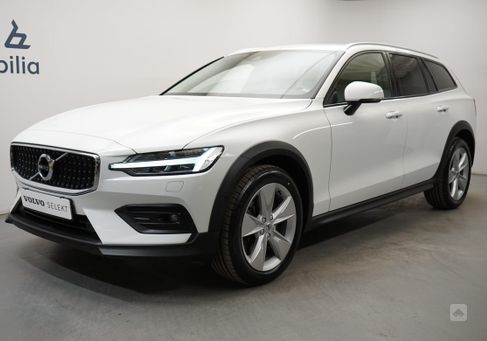 Volvo V60 Cross Country, 2020