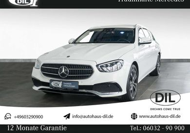 Mercedes-Benz E 300, 2022
