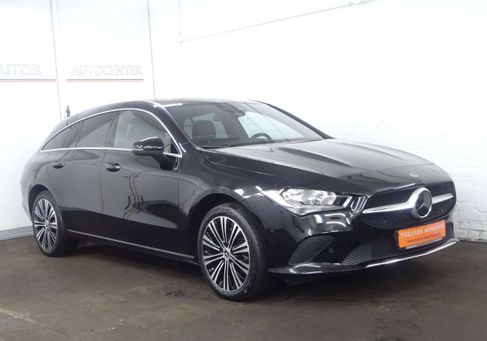 Mercedes-Benz CLA 250, 2023 3