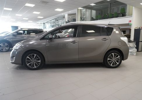 Toyota Verso, 2016
