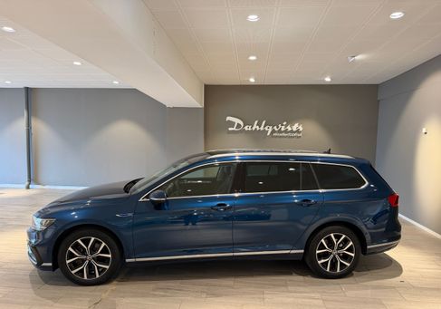 Volkswagen Passat Variant, 2023 3