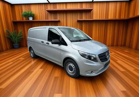 Mercedes-Benz Vito, 2021