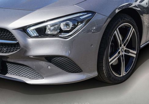 Mercedes-Benz CLA 200, 2022
