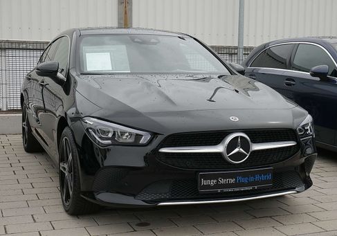 Mercedes-Benz CLA 250, 2022