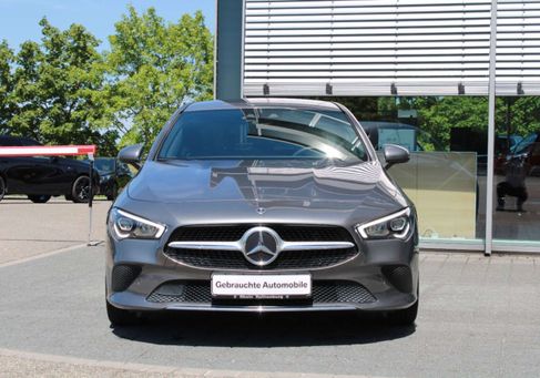Mercedes-Benz CLA 180, 2020