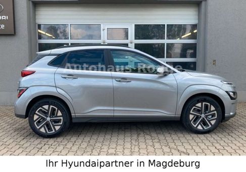 Hyundai Kona, 2023 3