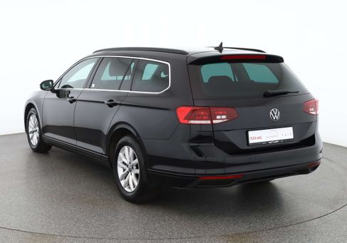 Volkswagen Passat Variant, 2024 3