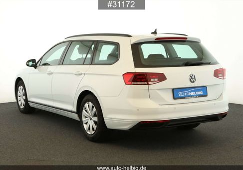 Volkswagen Passat Variant, 2023 3