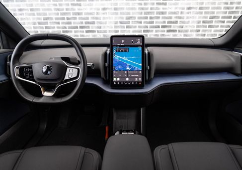Volvo EX30, 2025 2