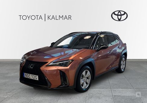 Lexus UX, 2024