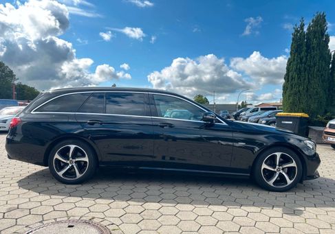 Mercedes-Benz E 300, 2020 3