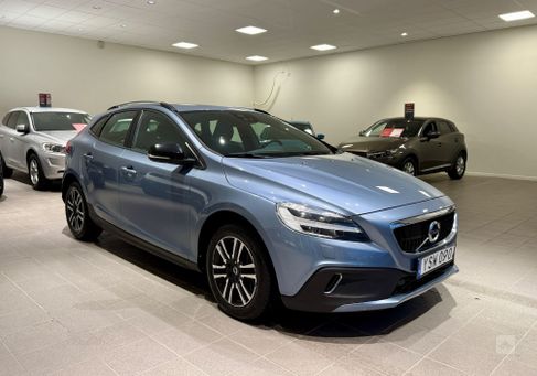 Volvo V40 Cross Country, 2018