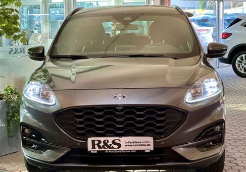 Ford Kuga, 2022