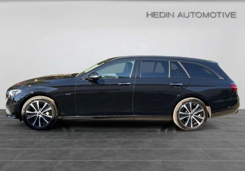 Mercedes-Benz E 300, 2021 3