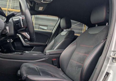 Mercedes-Benz A 200, 2023