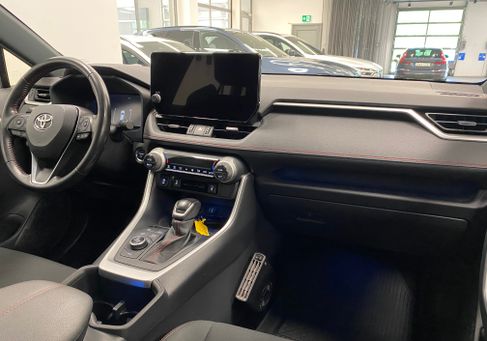 Toyota RAV 4, 2023