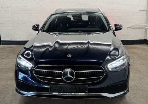 Mercedes-Benz E 300, 2022 2