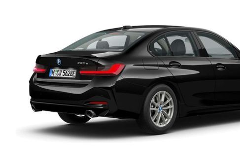 BMW 320, 2022