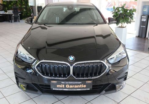 BMW 218, 2023