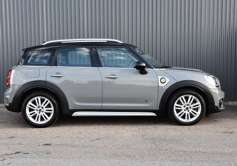MINI, 2018