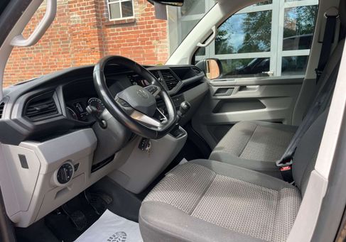 Volkswagen T6 Transporter, 2022
