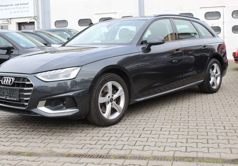 Audi A4, 2021