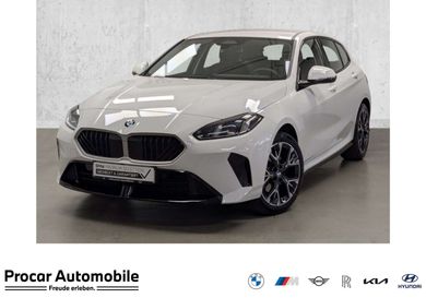 BMW 120, 2025
