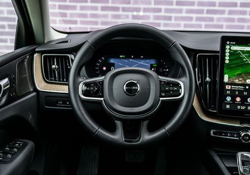 Volvo XC60, 2026 3