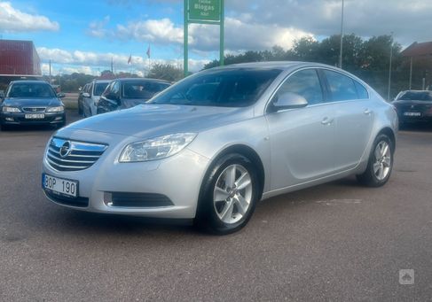 Opel Insignia, 2009