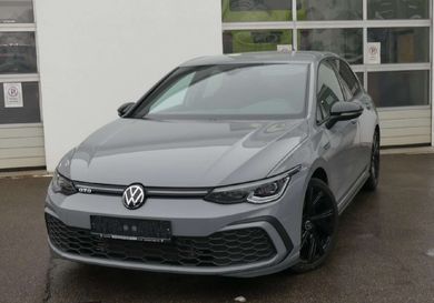 Volkswagen Golf, 2022