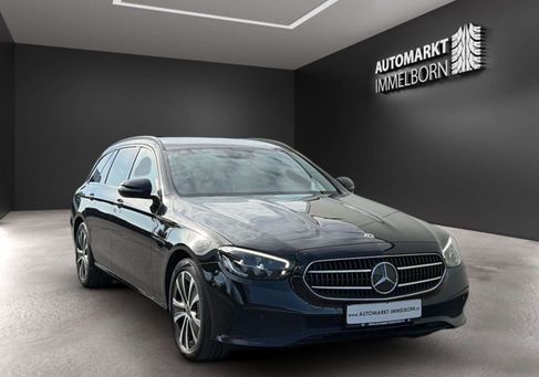 Mercedes-Benz E 300, 2022 2