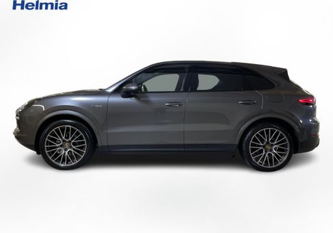 Porsche Cayenne, 2021