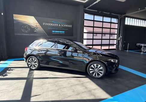 Mercedes-Benz A 250, 2022