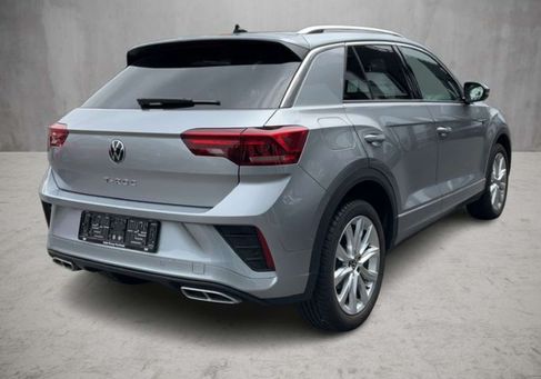 Volkswagen T-Roc, 2025 2