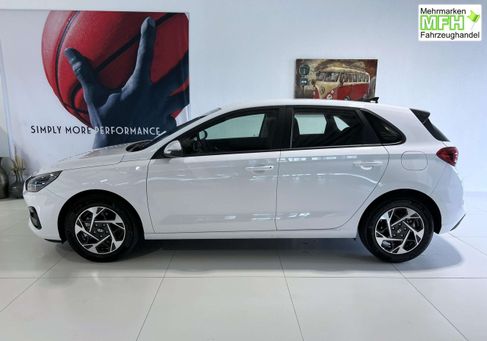 Hyundai i30, 2025 3