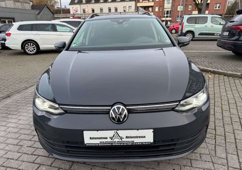 Volkswagen Golf, 2022