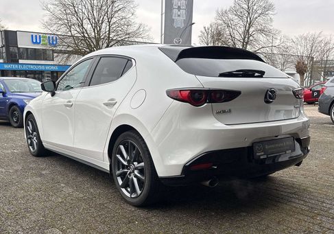 Mazda 3, 2023