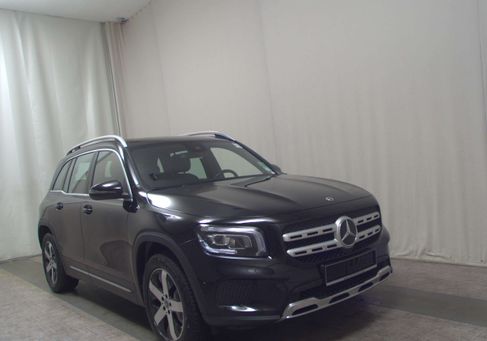 Mercedes-Benz GLB 200, 2020