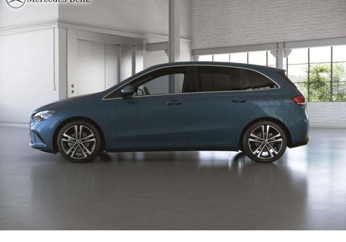 Mercedes-Benz B 180, 2020