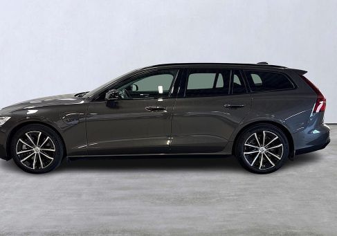 Volvo V60, 2025