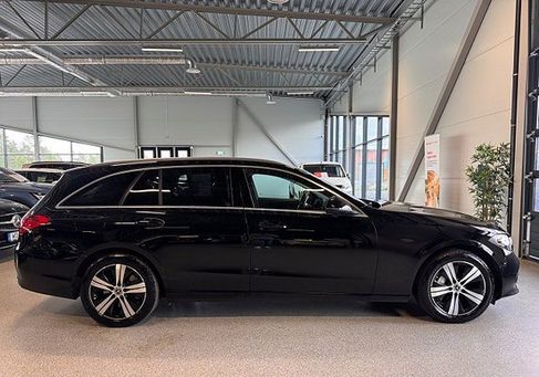 Mercedes-Benz C 300, 2023