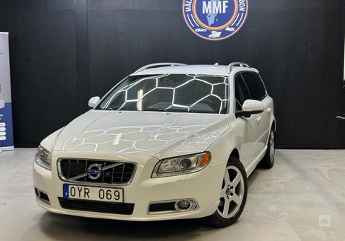 Volvo V70, 2012