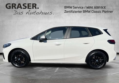 BMW 218, 2022 2