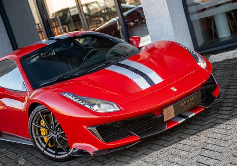 Ferrari 488 Pista, 2020