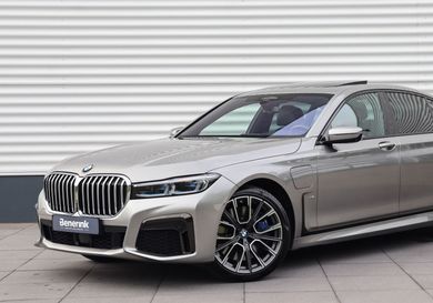 BMW 745, 2019
