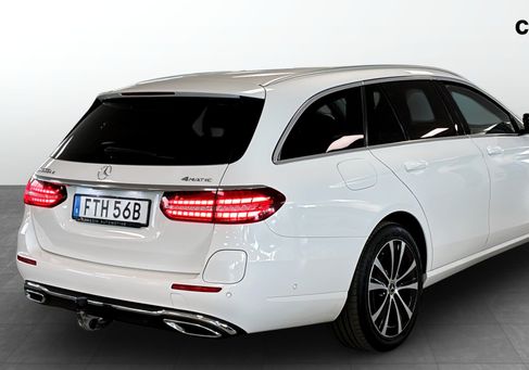 Mercedes-Benz E 300, 2022