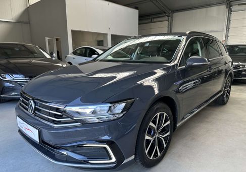 Volkswagen Passat, 2021