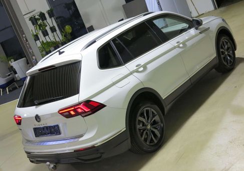 Volkswagen Tiguan Allspace, 2024 3